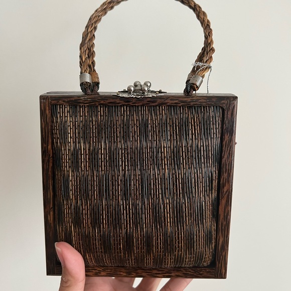 Handmade bamboo clutch from Thailand - Picture 1 of 3